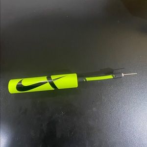 Nike air pump